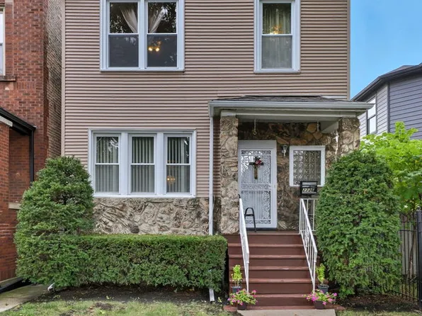 2736 N Monticello Ave, Chicago, IL 60647