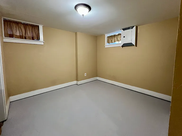 610 N Plum St — Photo 7