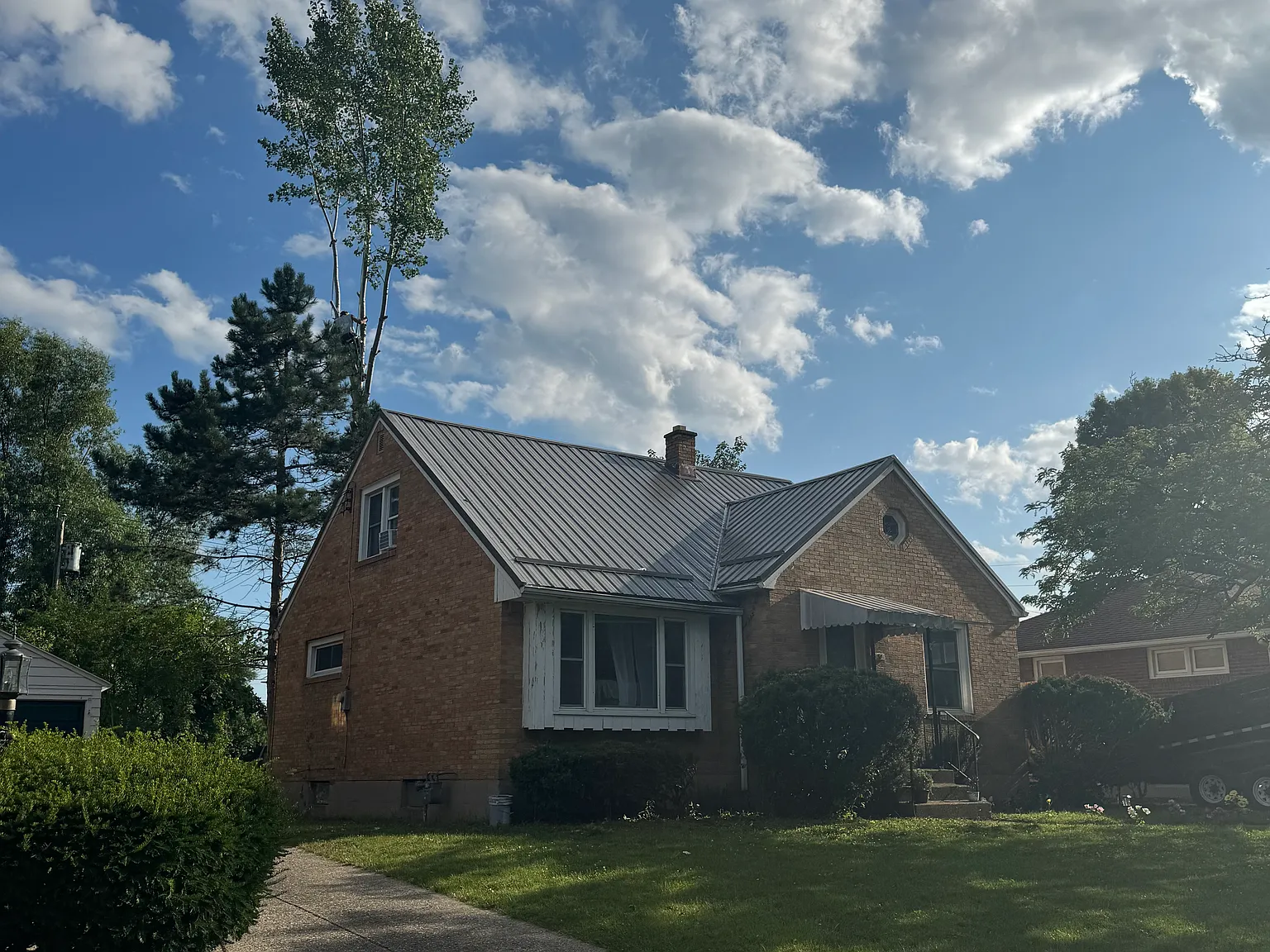 31 Addison Ave — Photo 1