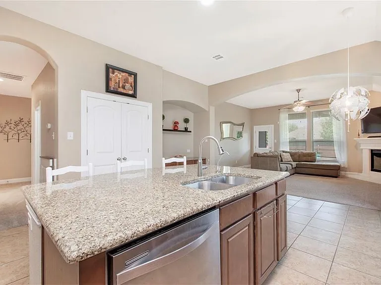 113 Wallin Farms Dr — Photo 3