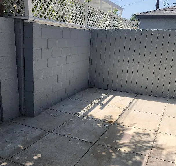 13351 W Otsego St — Photo 16