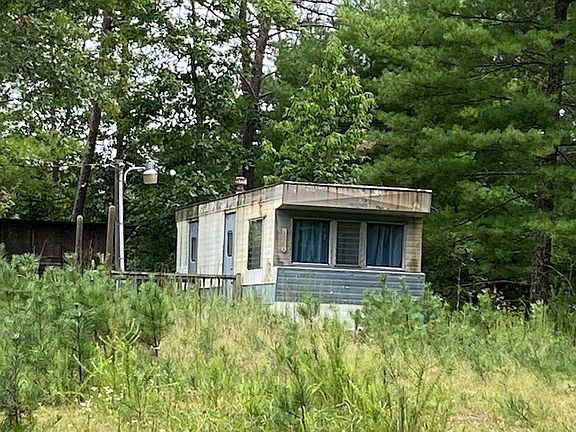 4th image of Griffith Knob Ln