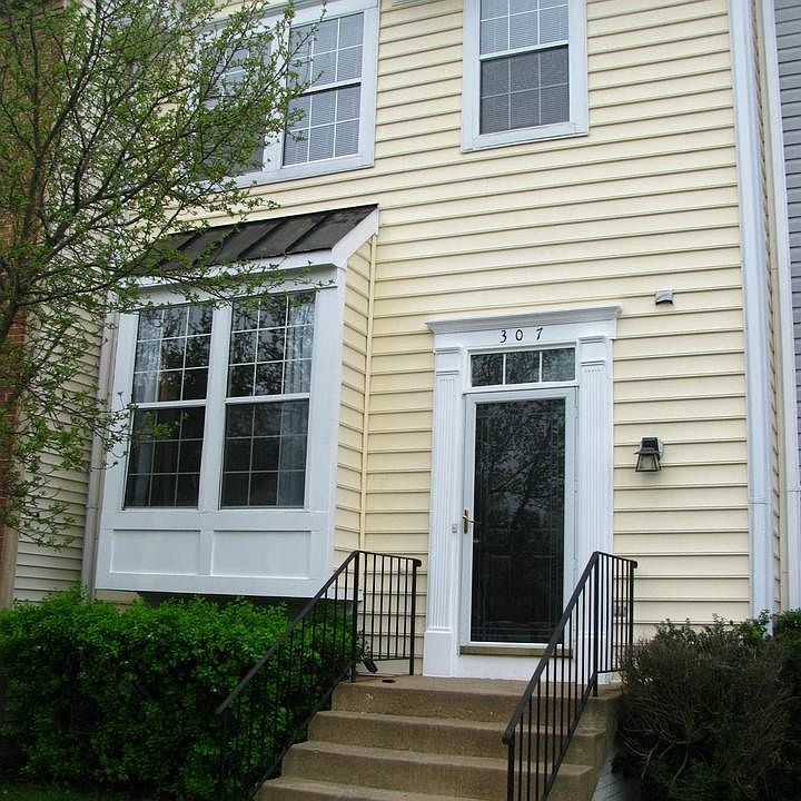 Exterior (Front)