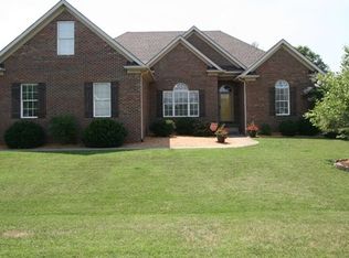 113 Huntsman Cir, Bowling Green, KY 42103