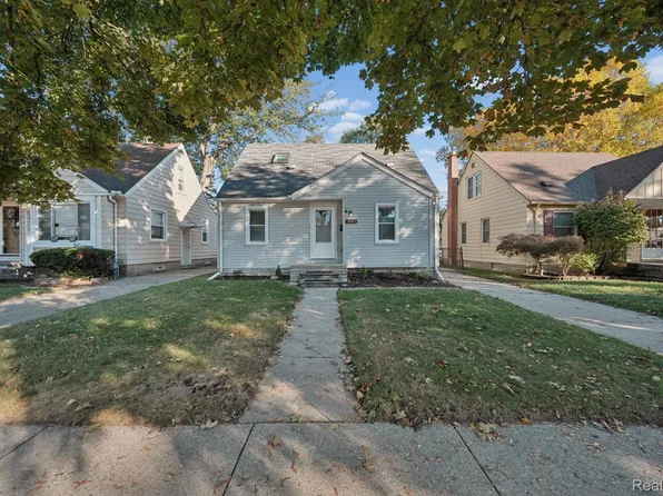24412 Chicago St, Dearborn, MI 48124