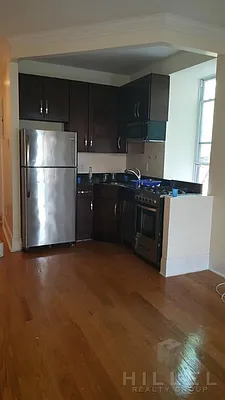 Rented by Hillel Realty Group | media 6