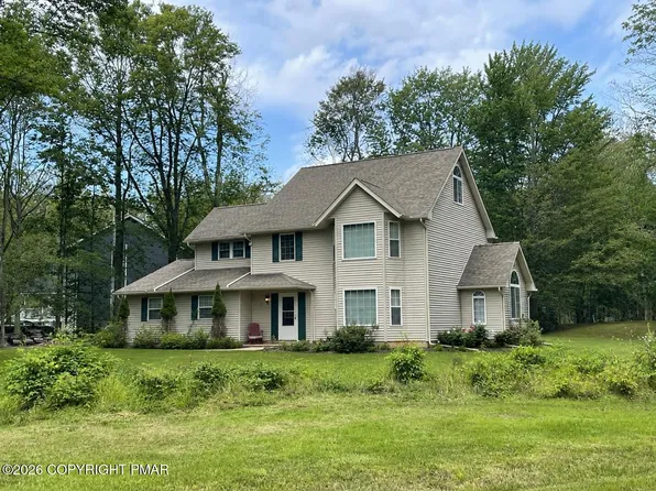 216 Annette Marie Dr, Long Pond, PA 18334