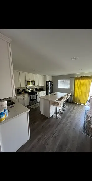 290 Gannet Dr — Photo 2