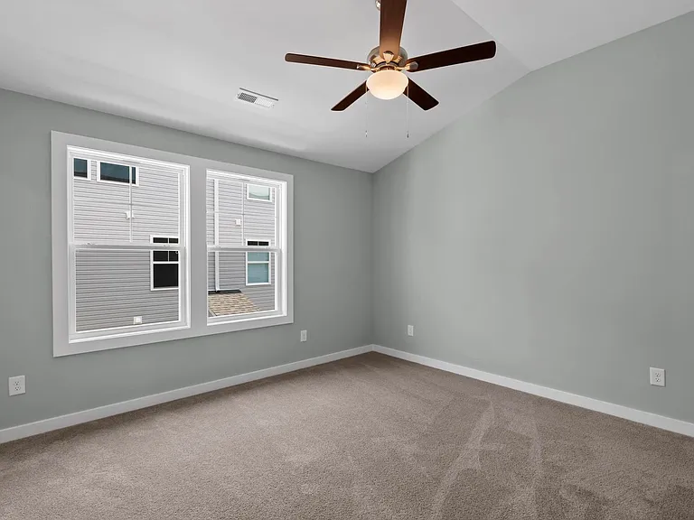 320 Starfish Ln — Photo 11