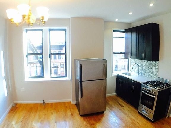 2nd image of 216 Putnam Ave APT 22A