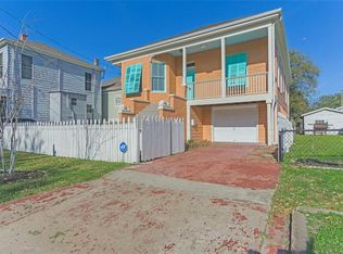 1212 33rd St, Galveston, TX 77550