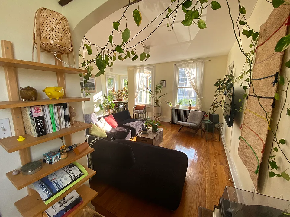 25 Clark St #2
