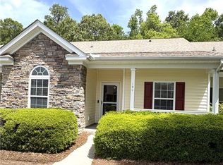 100 Travertine Cir, Savannah, GA 31419