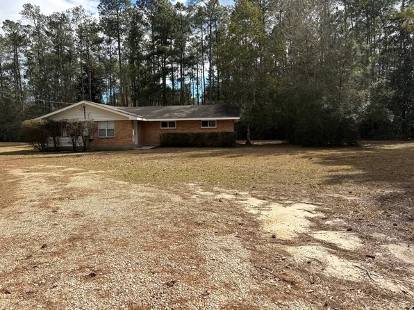 90 Independence Dr, Mandeville, LA 70471