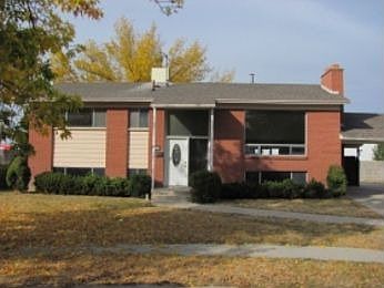 1st image of 3822 W Cochise Dr
