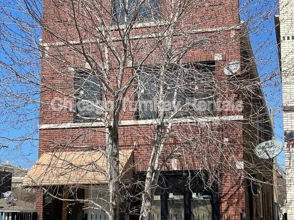 2822 W 25th St #2F, Chicago, IL 60623