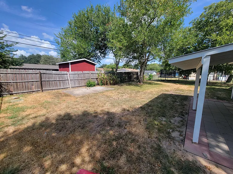 1504 Bowie Dr — Photo 14