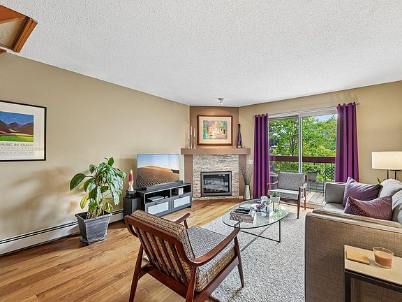2nd image of 7520 Edinborough Way APT 2304