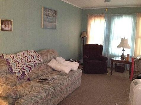 3rd image of 179 Linwood Ave