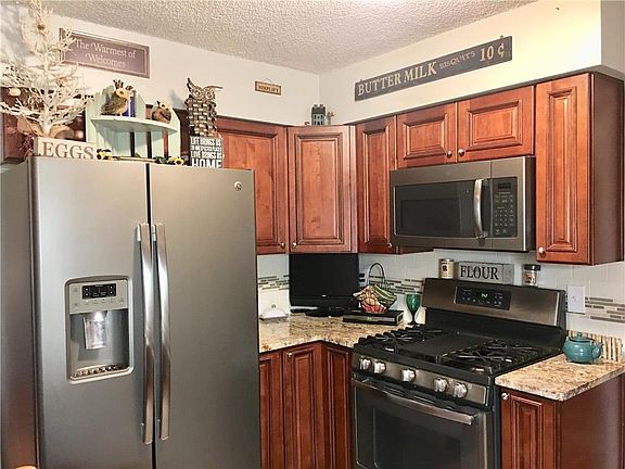 5th image of 10612 W 48th St