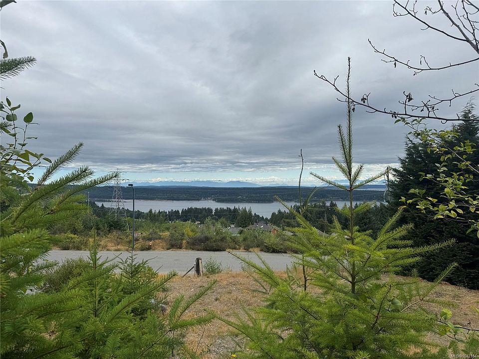1st image of 446 Thetis Dr