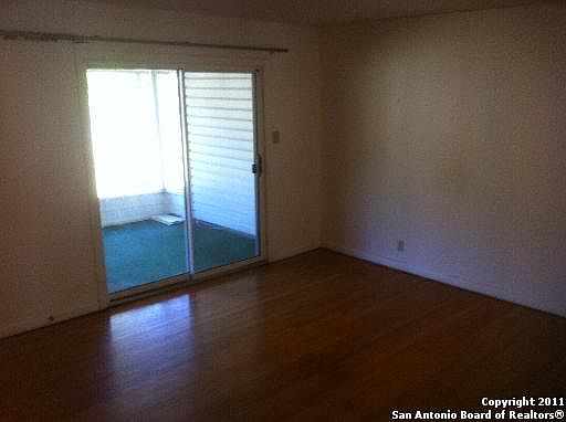 5th image of 435 E SENOVA DRIVE