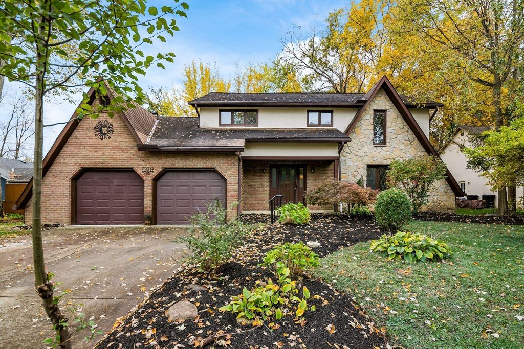 Real estate listing image