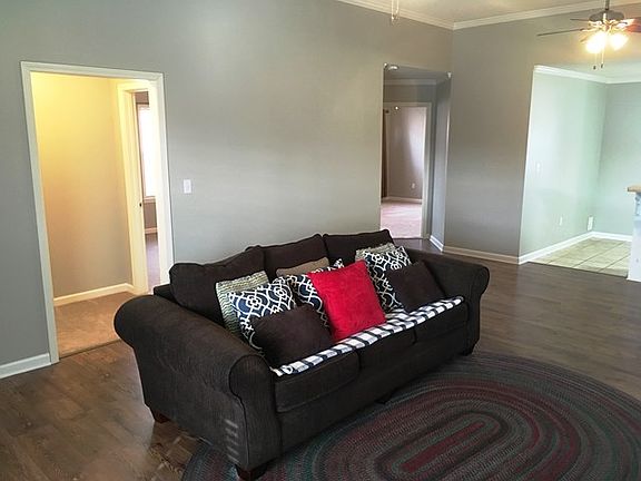 4th image of 217 Eagles Nest Ln