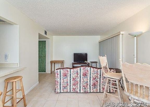 5th image of 5 Tarragona Ct