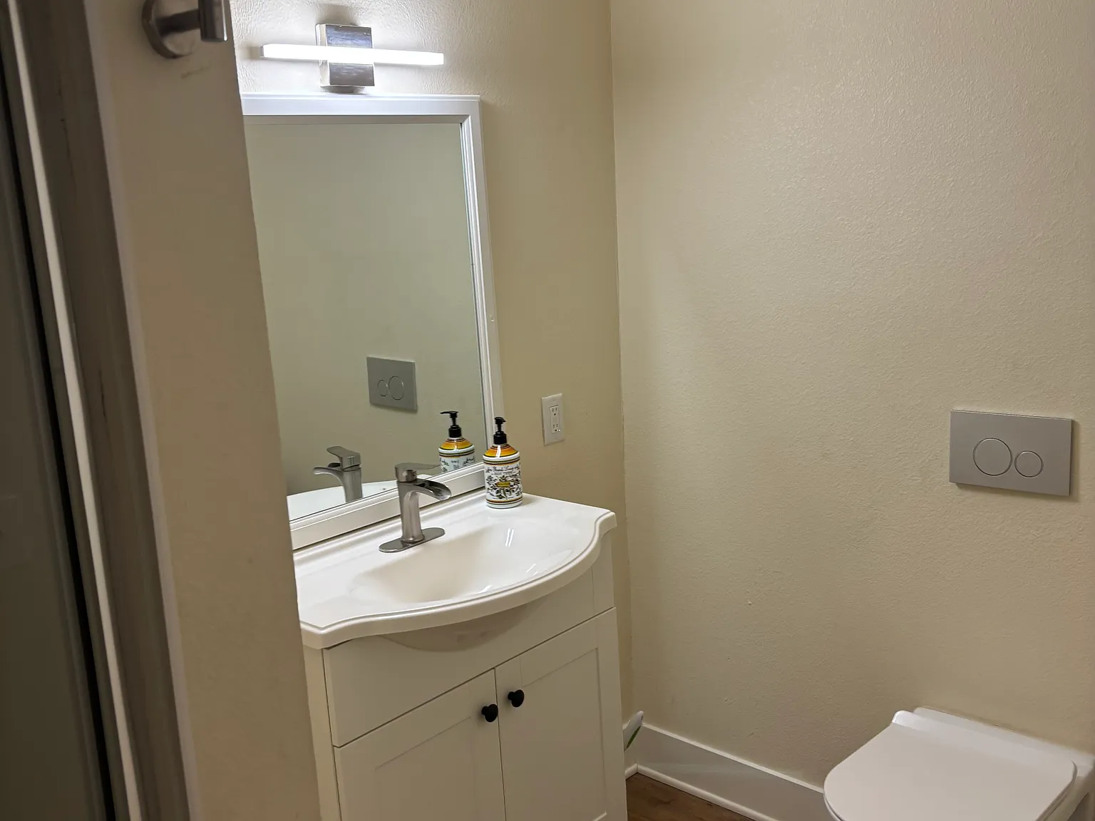 1 bed, 2696 sqft, $1,890 — Photo 3