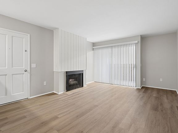 4th image of 4709 Arlington Ave APT 19