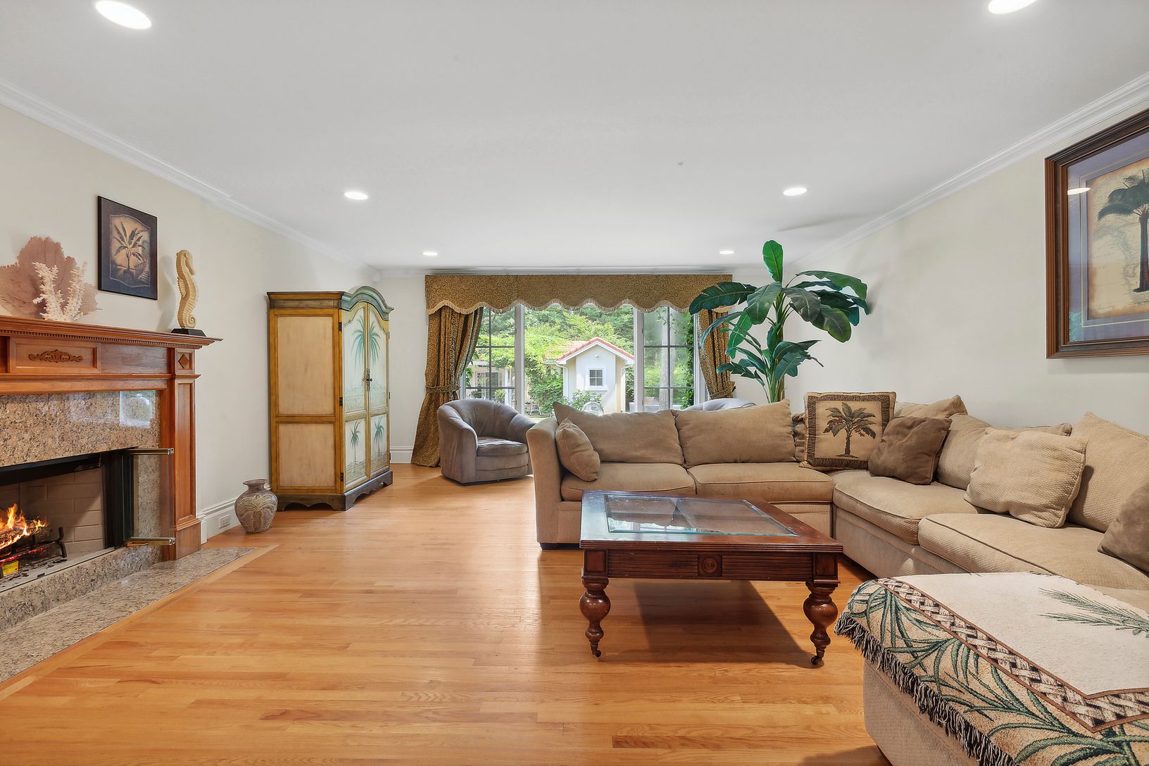  Family/Den with fireplace