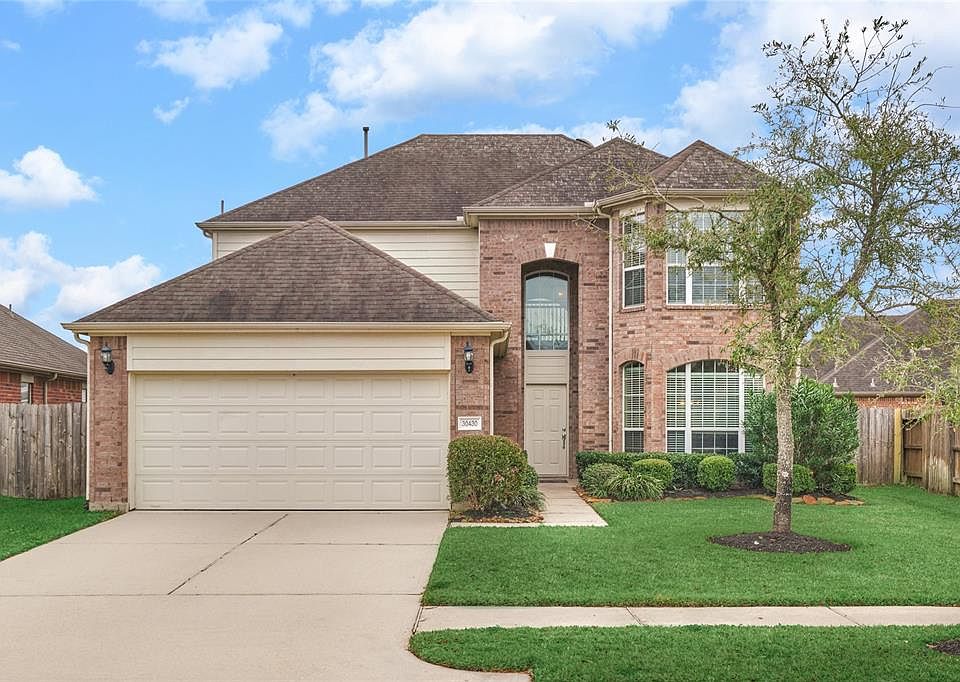 Welcome to 30430 Legacy Pines Dr in Legends Ranch, Spring, TX.