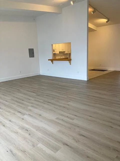 231 Lake Ave — Photo 3