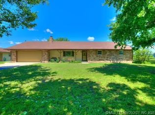 419907 E 1153rd Rd, Checotah, OK 74426