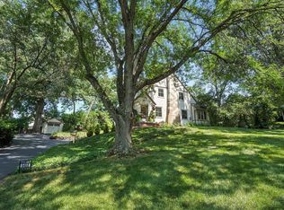 6468 Ridge Rd, Cincinnati, OH 45213