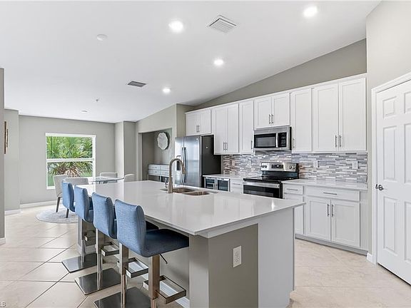 3rd image of 15960 Grassland LN #2725