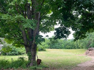 51 Phillips Rd, Stillwater, NY 12170