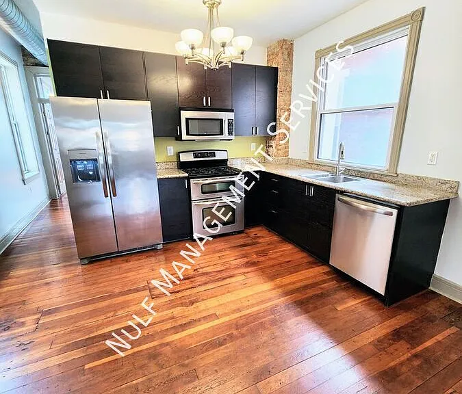 5104 Butler St #2 — Photo 1