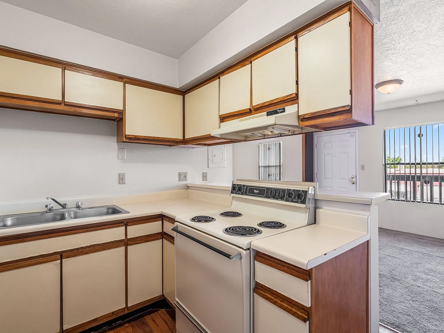 Brandywood Park Apartments — Photo 3