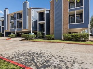 18515 Egret Bay Blvd APT 906, Houston, TX 77058
