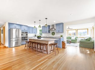 152 Albemarle Rd, Norwood, MA 02062