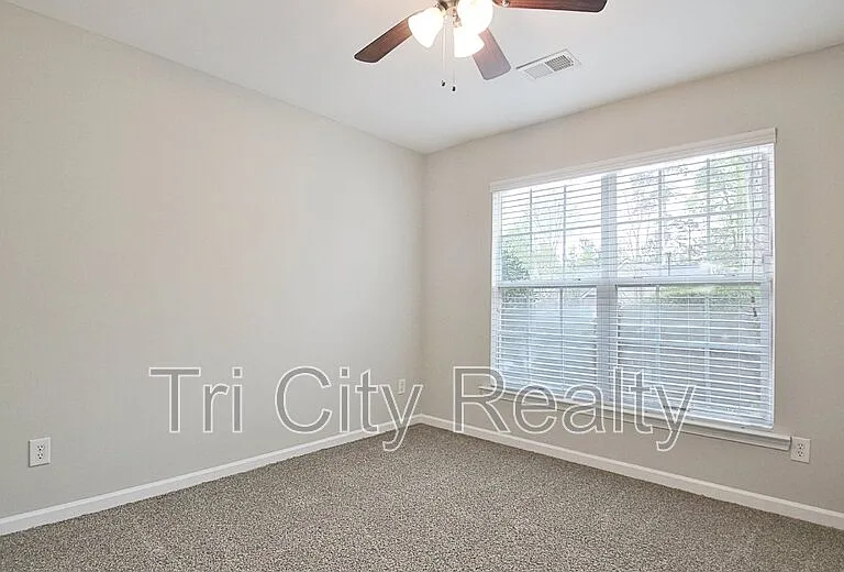 341 Hunterian Pl — Photo 43