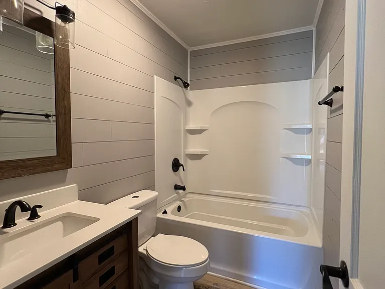 1200 Nolan Trce — Photo 10