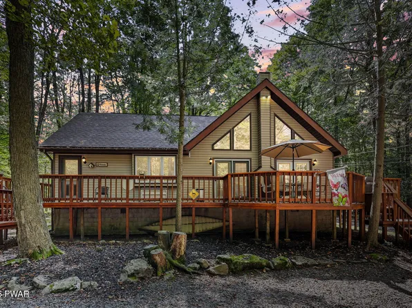 1059 Stillwater Dr, Newfoundland, PA 18445