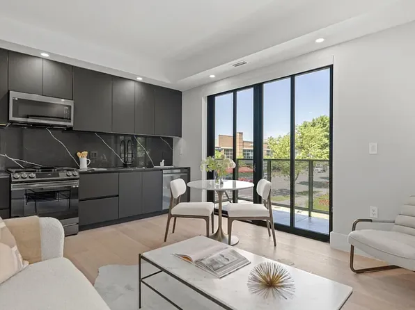3219 Wisconsin Ave NW Unit 202, Washington, DC 20016