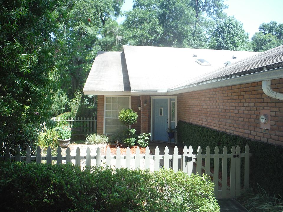 Fence view