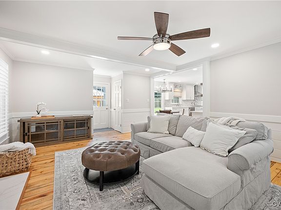 5th image of 621 Westham Woods Dr