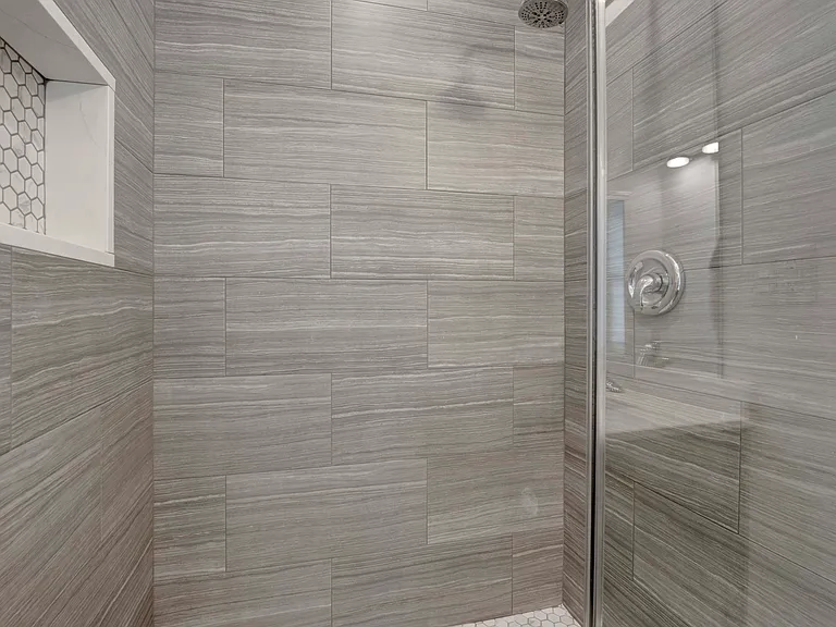 1317 W 18th Pl #CH — Photo 11