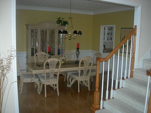12 Seat Dining-Room With Hardwood